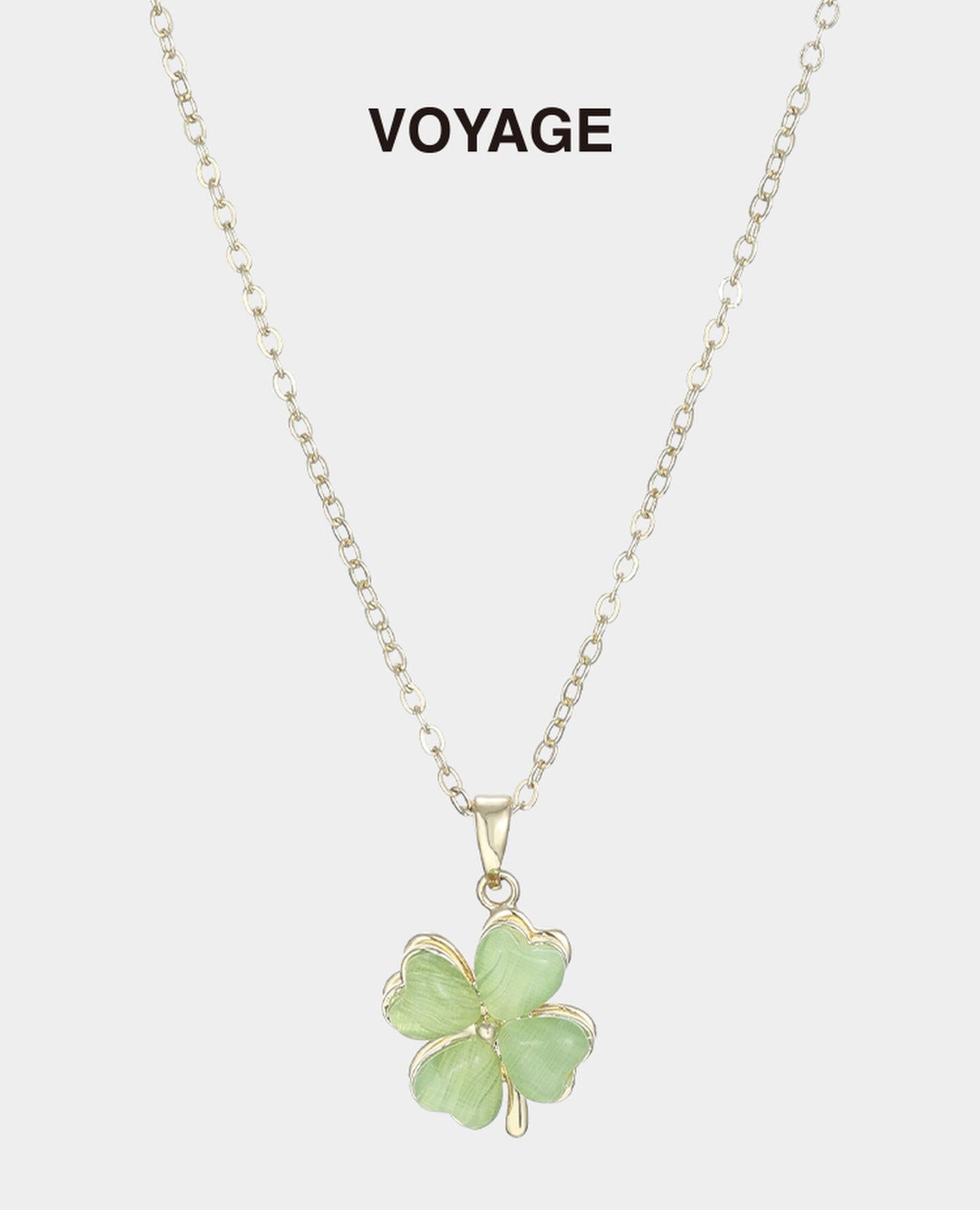 Green Clover Resin Pendant Necklace