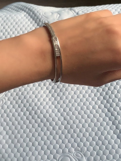 Starry Open Bangle Bracelet
