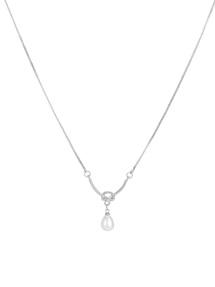 Pearl Knot Choker Necklace