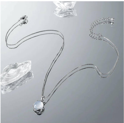 Moonstone Minimal Necklace